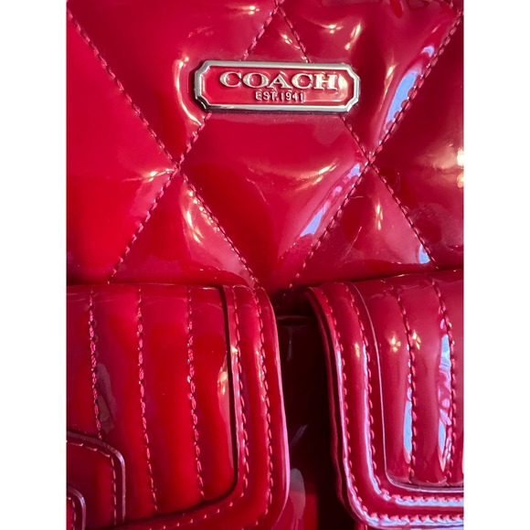 Coach Poppy Red Patent Leather Hangbag NWOT - Picture 12 of 12